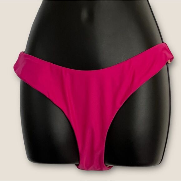 Fuchsia pink  bikini bottom size Medium, NWT - Picture 1 of 6
